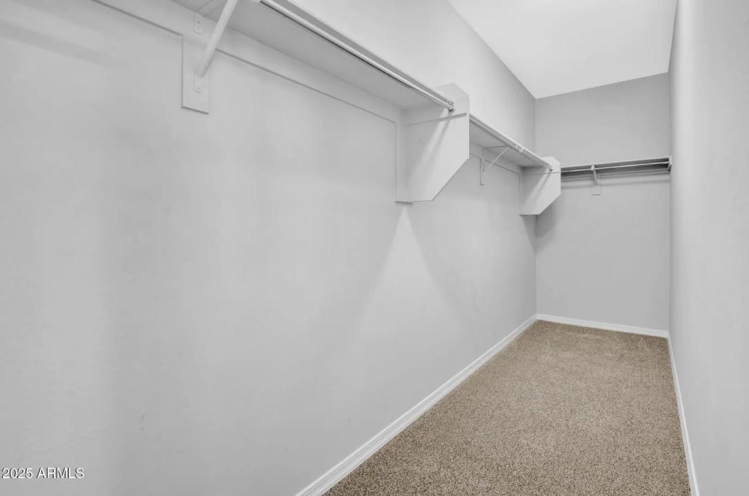 Real Estate Picture 12