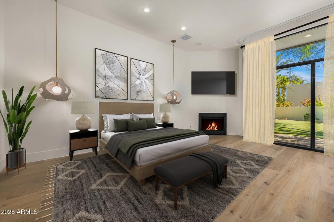 Real Estate Picture 14