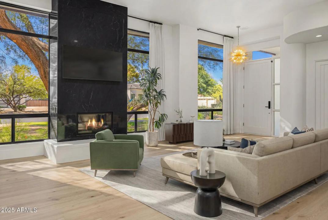 Real Estate Picture 2