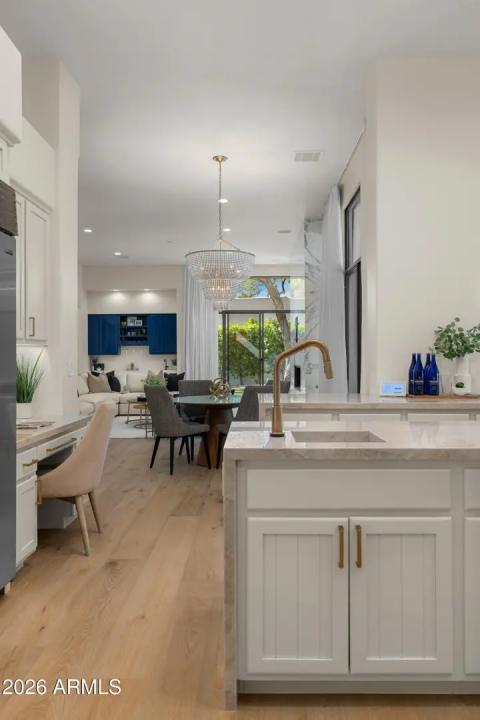 Real Estate Picture 11