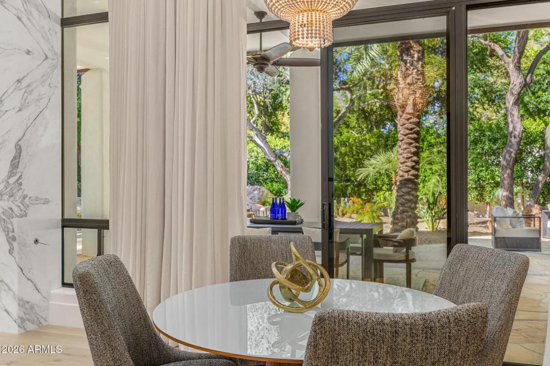 Real Estate Picture 12