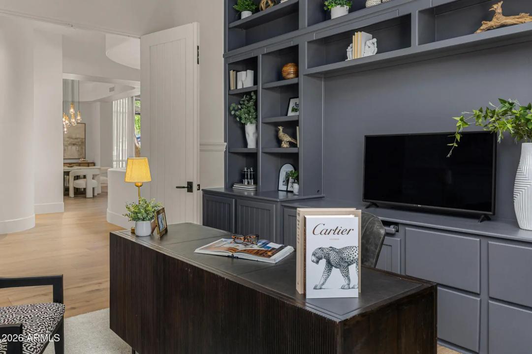 Real Estate Picture 18