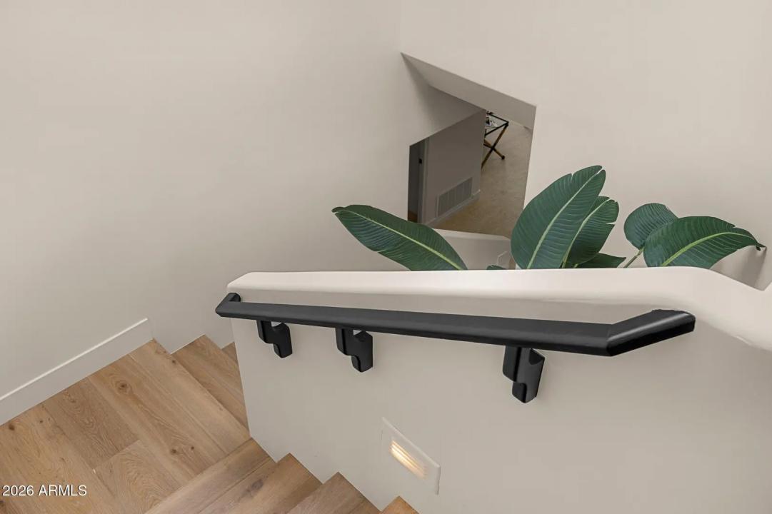 Real Estate Picture 19