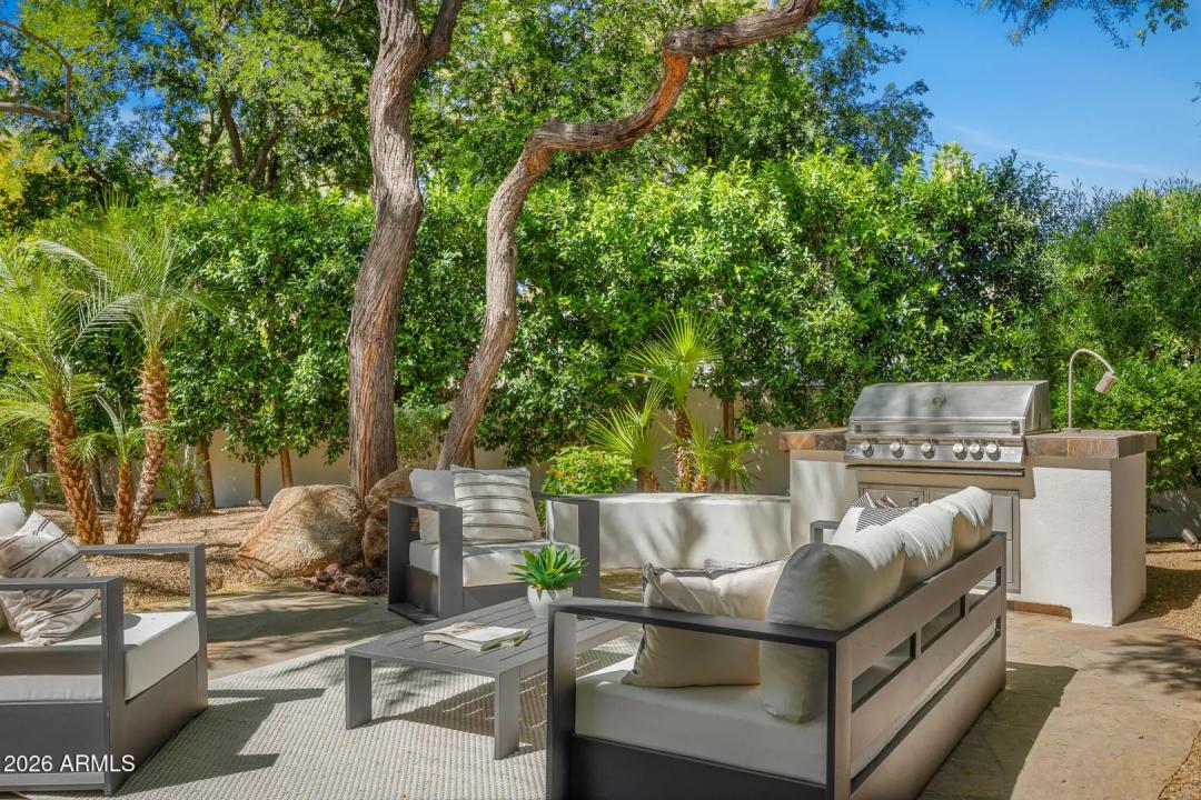 Real Estate Picture 26