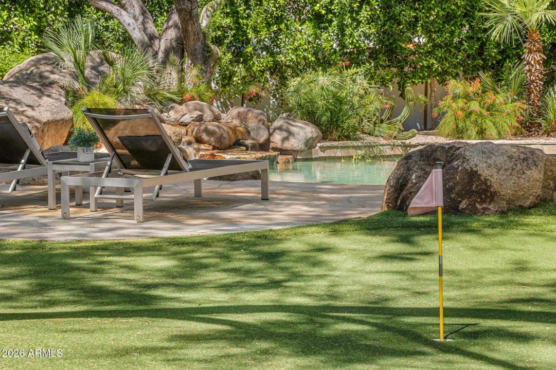 Real Estate Picture 27