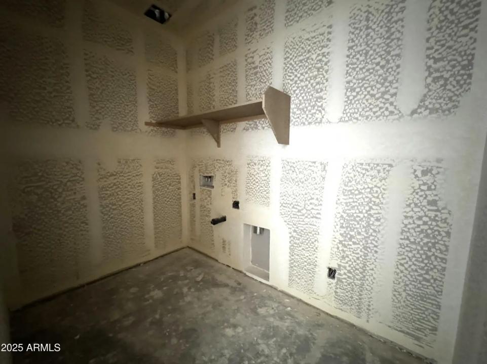 Real Estate Picture 15