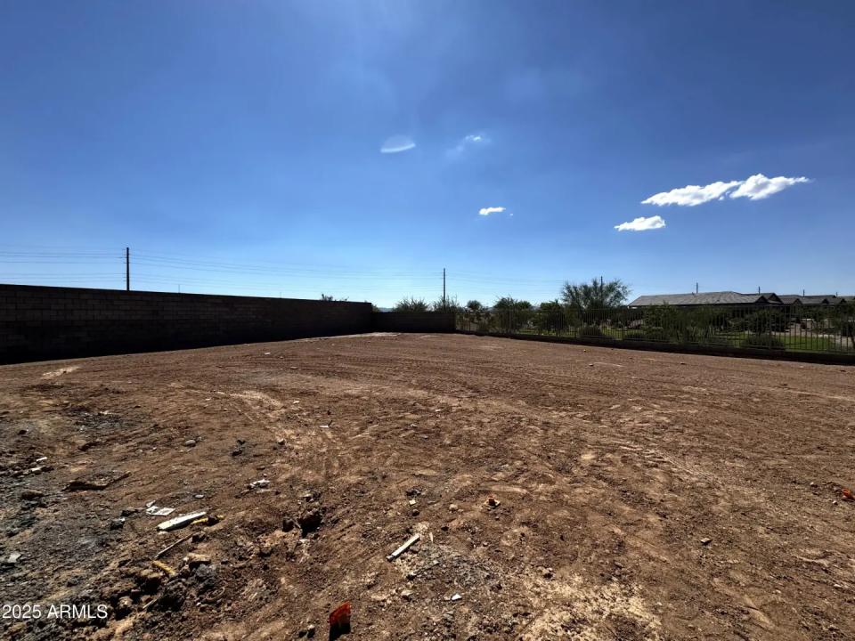 Real Estate Picture 20