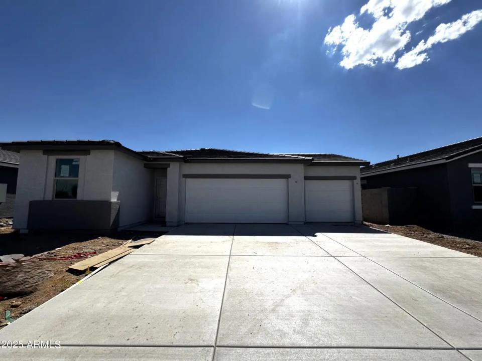 Real Estate Picture 2