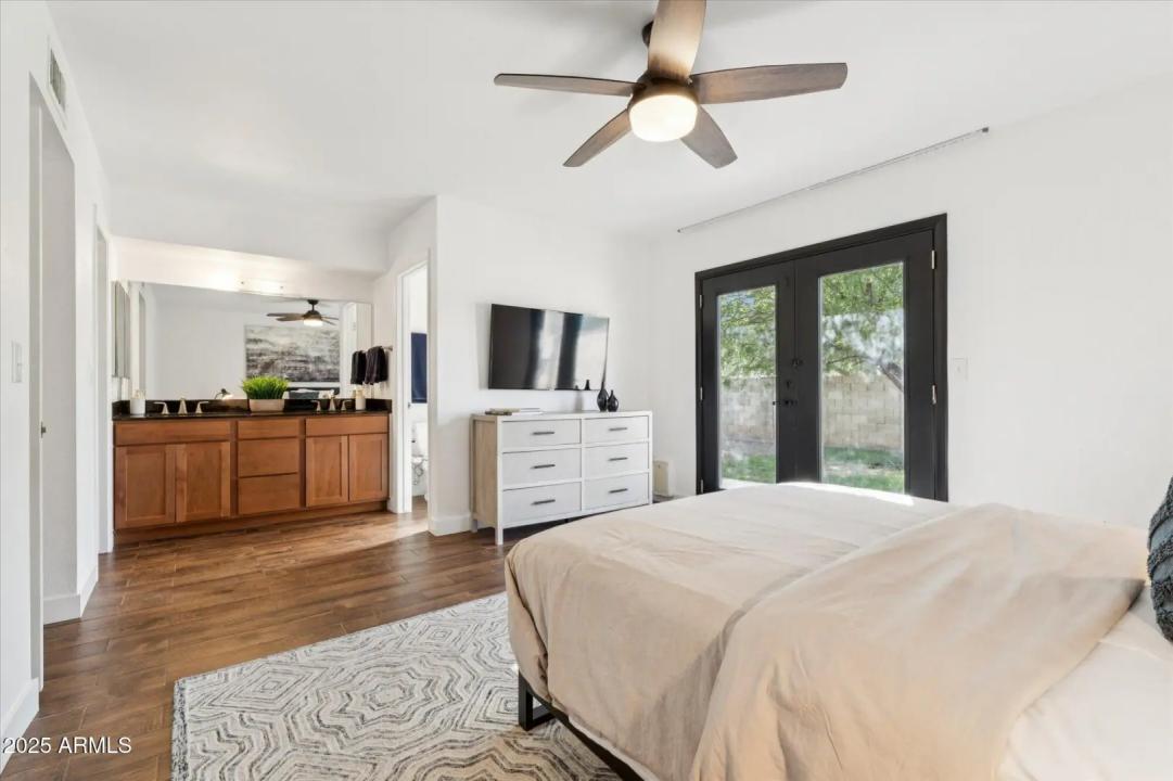 Real Estate Picture 13