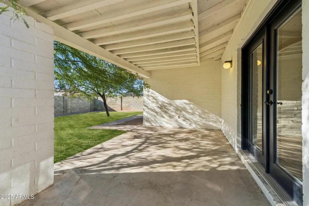 Real Estate Picture 22