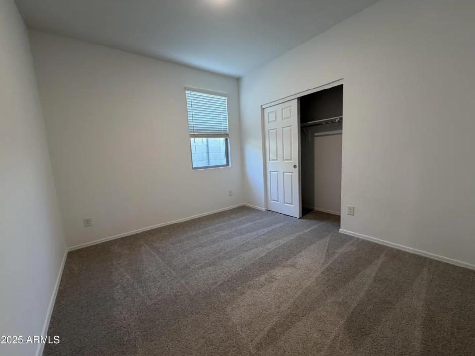 Real Estate Picture 10