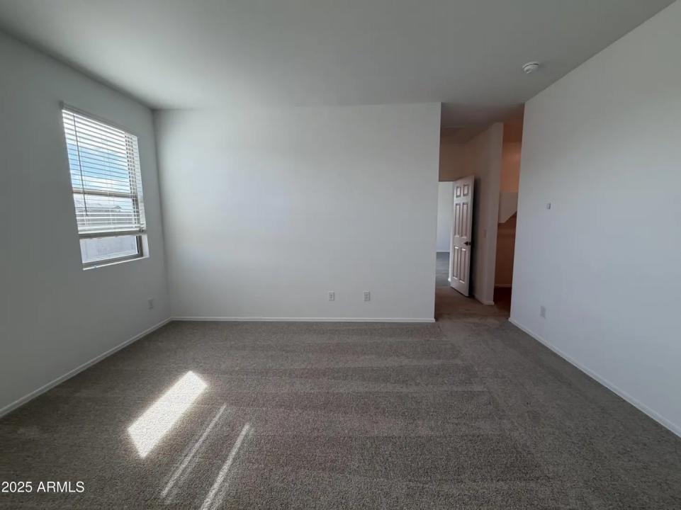 Real Estate Picture 20