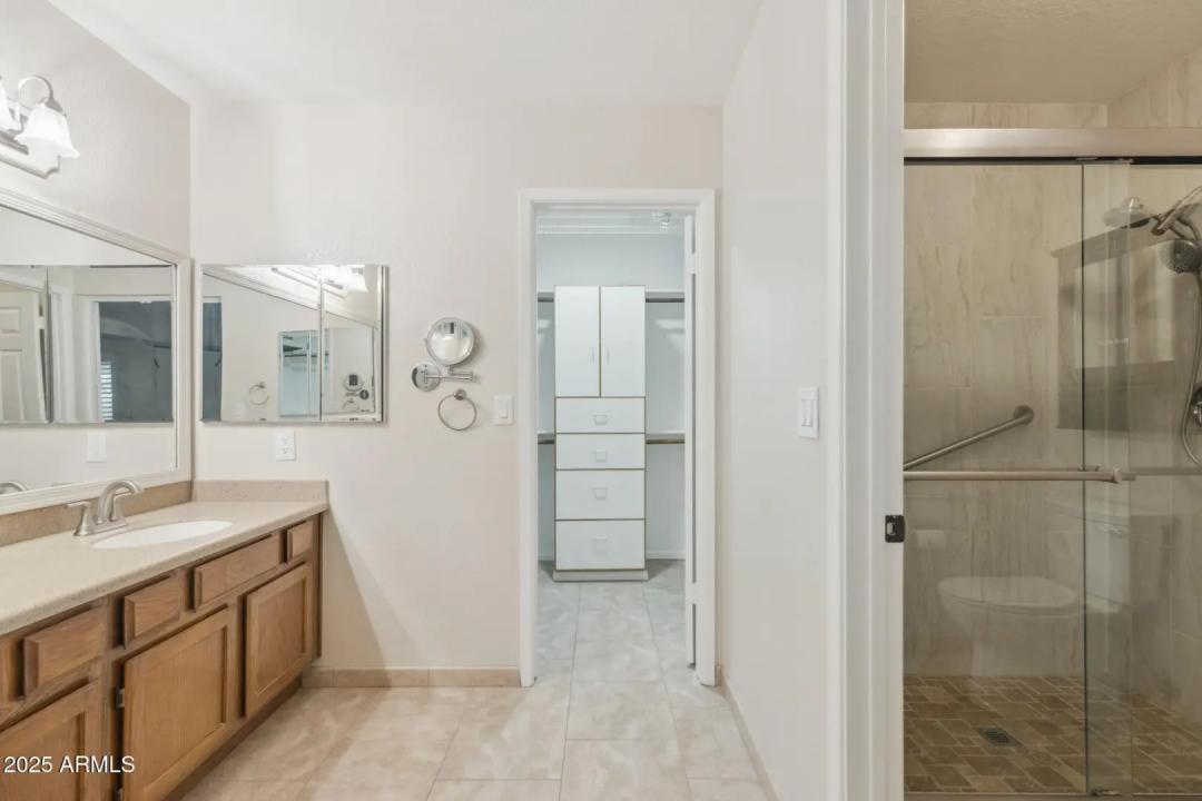 Real Estate Picture 23