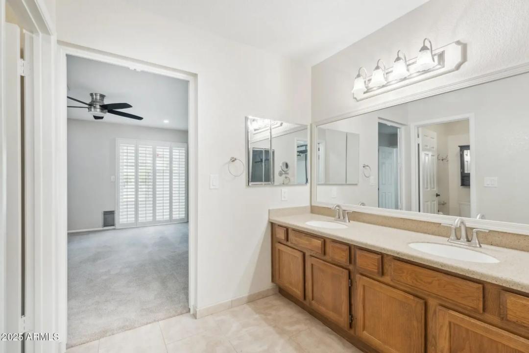 Real Estate Picture 25