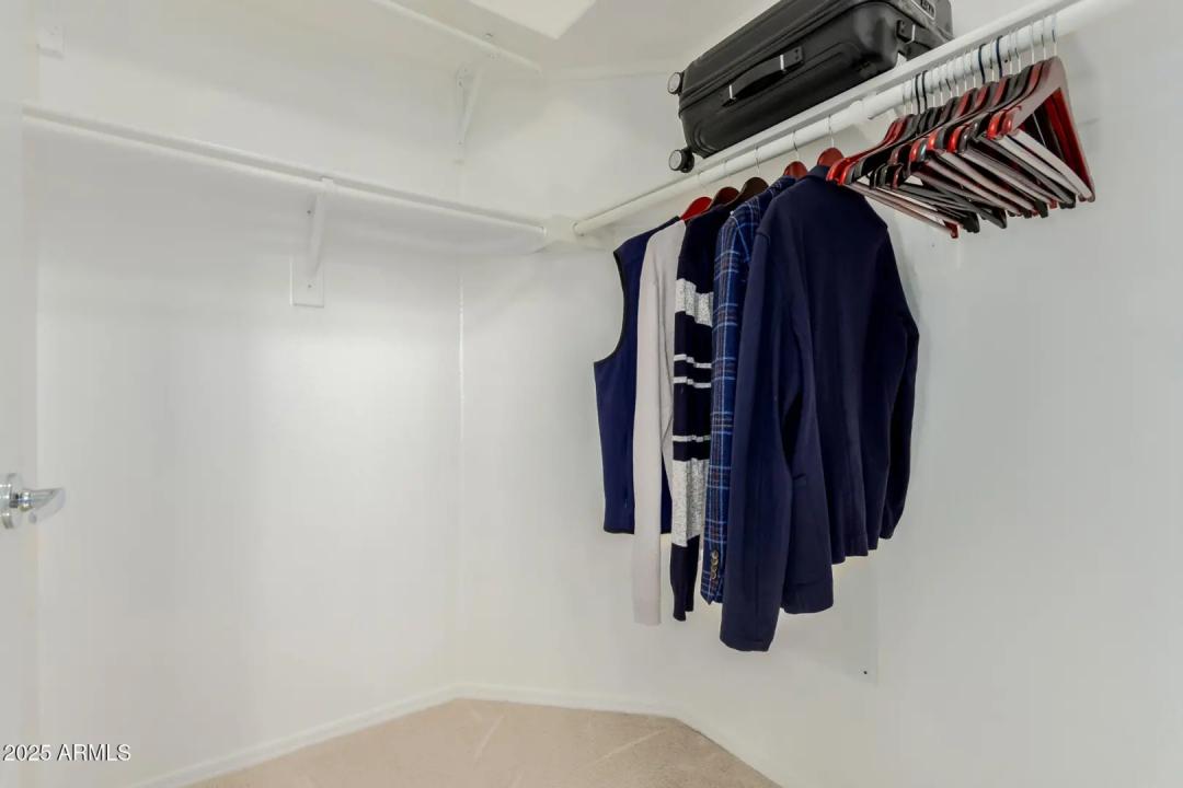 Real Estate Picture 17