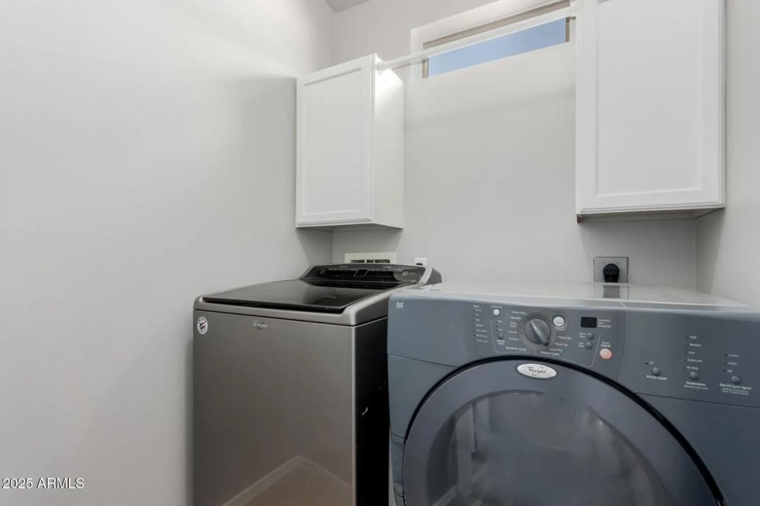 Real Estate Picture 22