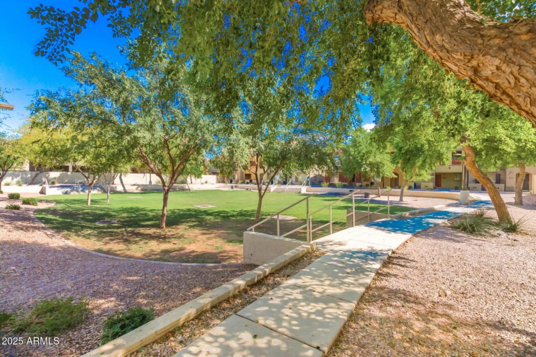 Real Estate Picture 36