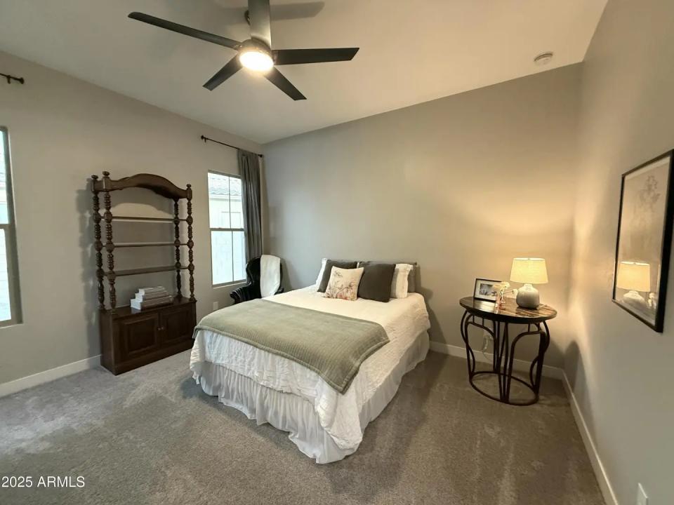 Real Estate Picture 13