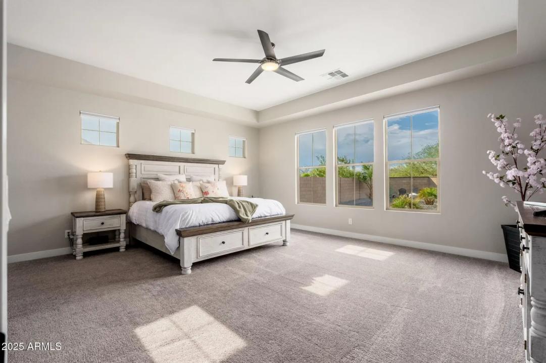 Real Estate Picture 22