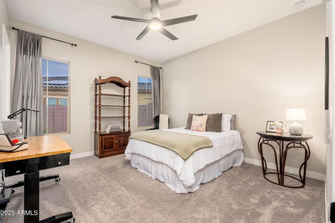 Real Estate Picture 34