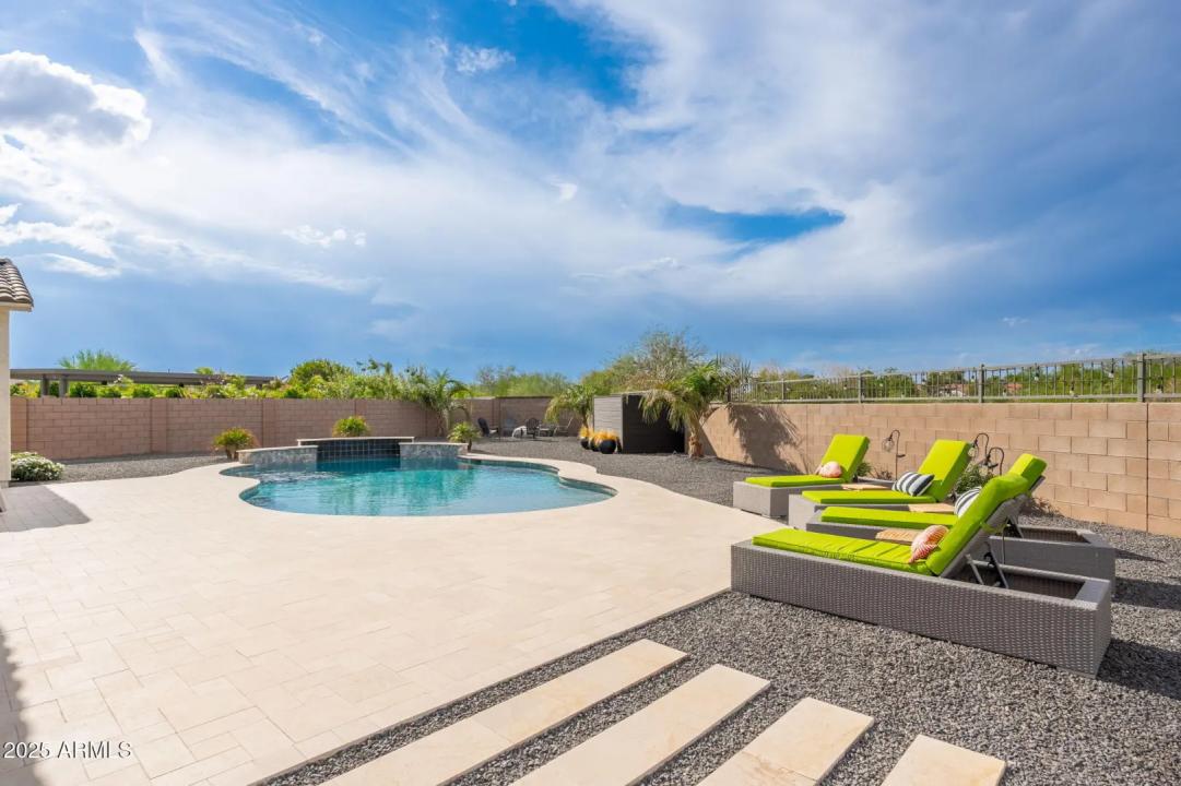 Real Estate Picture 53
