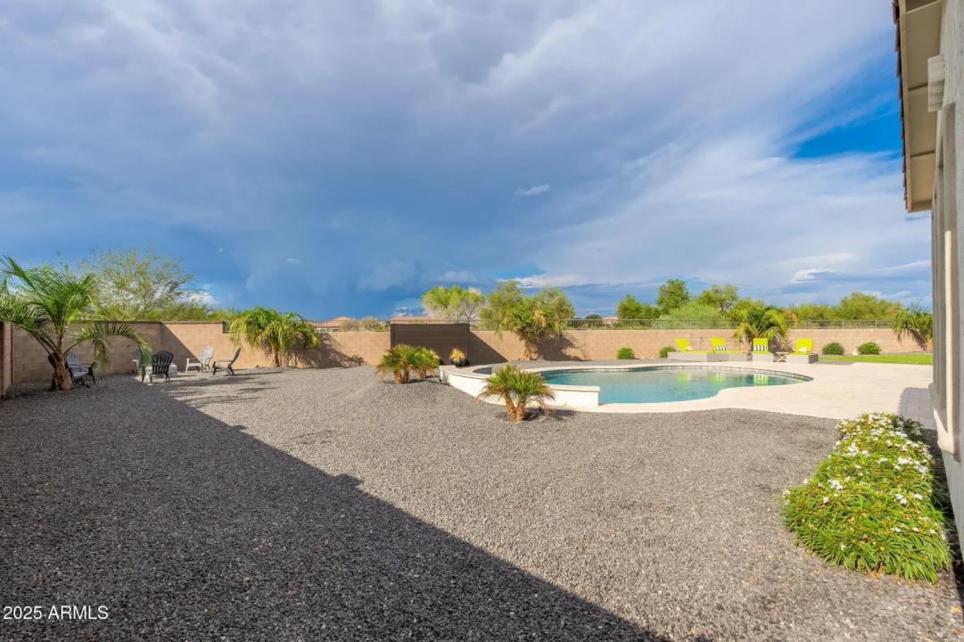 Real Estate Picture 60