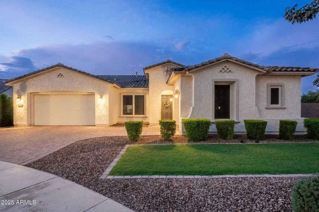 18816 E APRICOT Lane Queen Creek AZ 85142