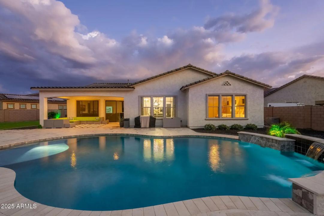 Real Estate Picture 43