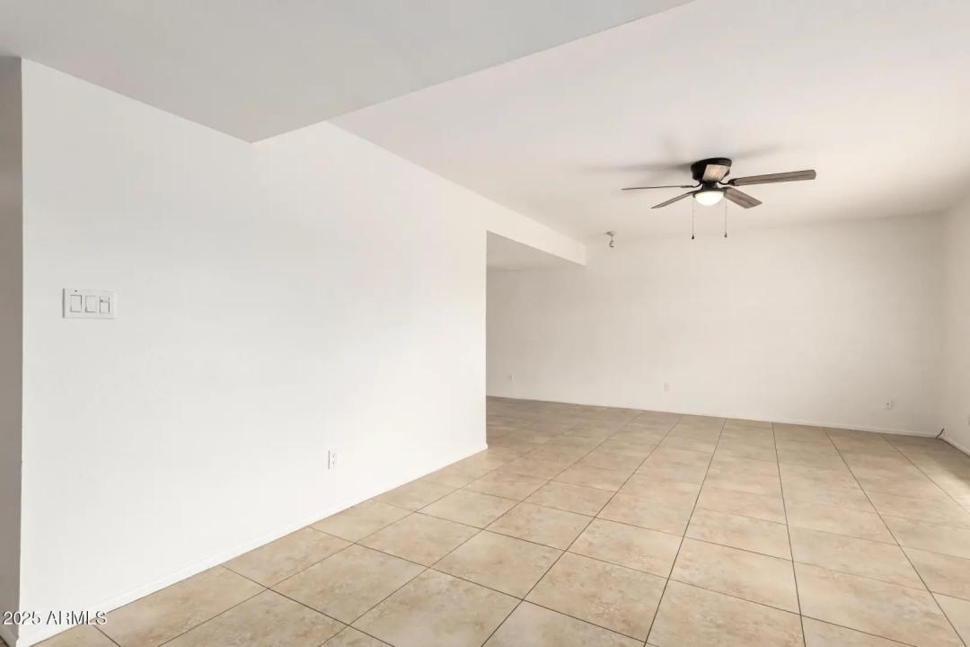 Real Estate Picture 7