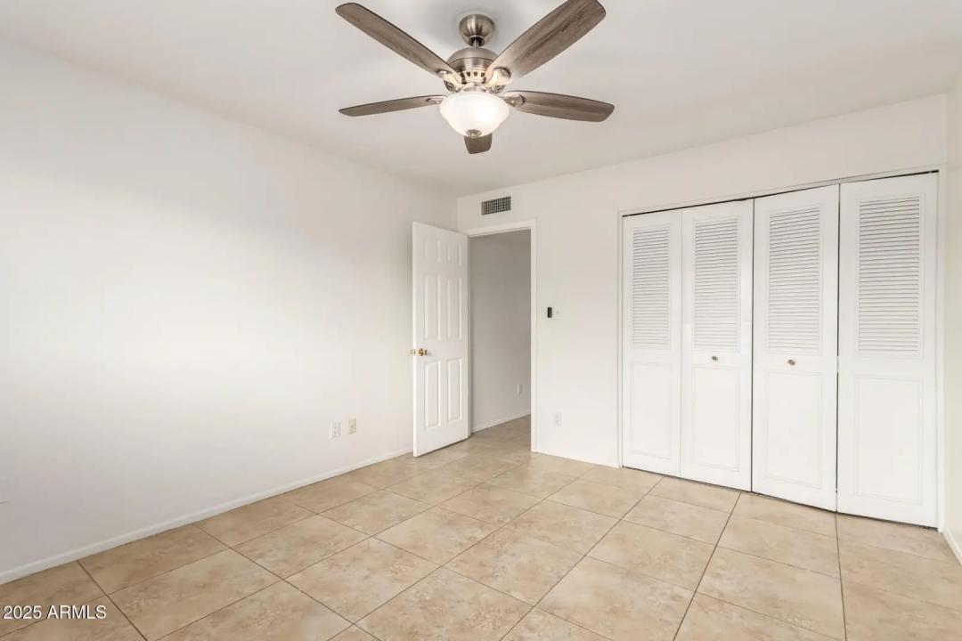 Real Estate Picture 19