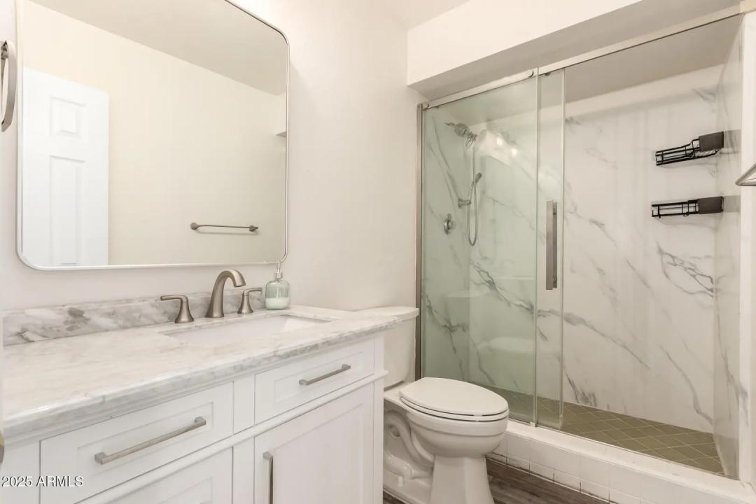 Real Estate Picture 17