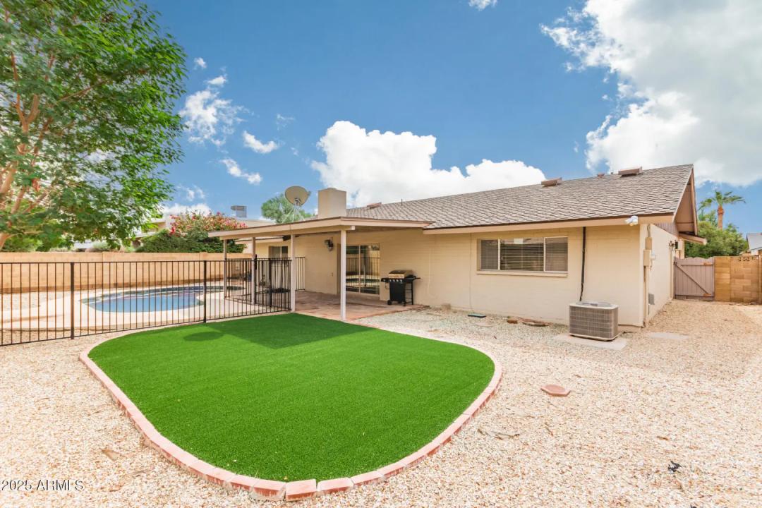 Real Estate Picture 27