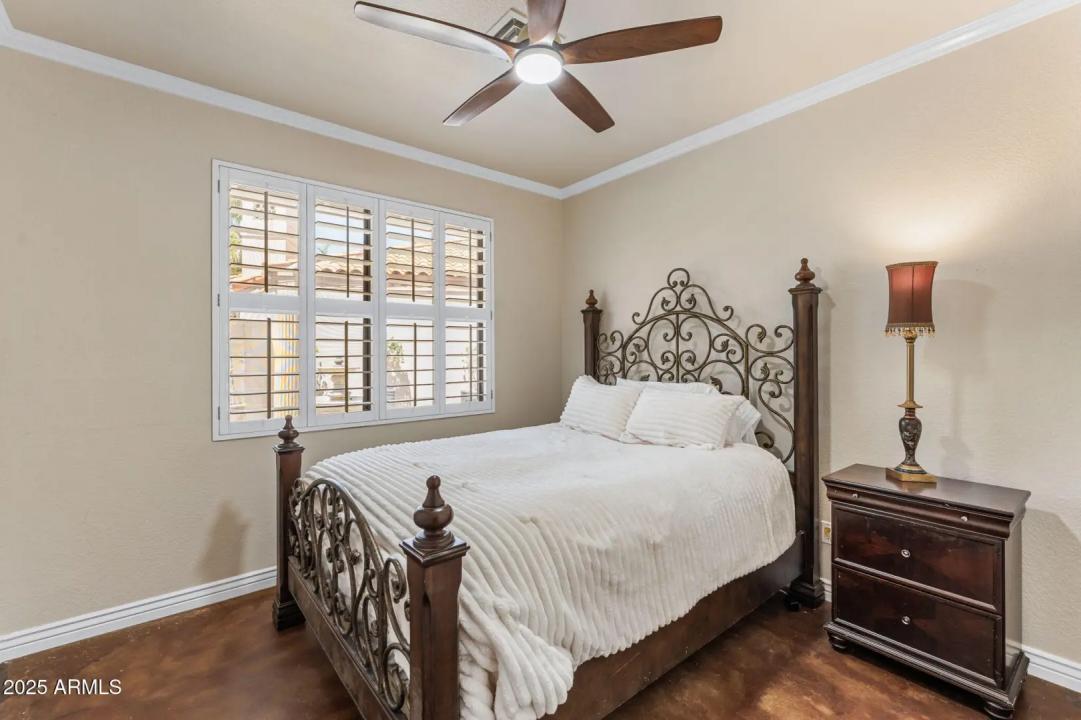 Real Estate Picture 26