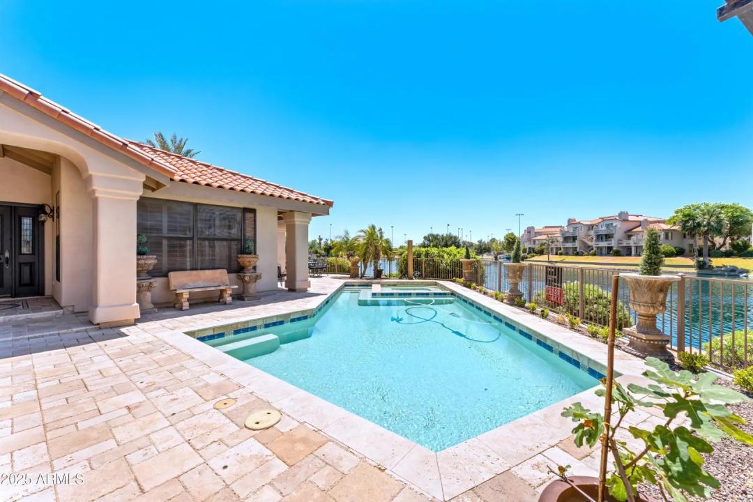 Real Estate Picture 34