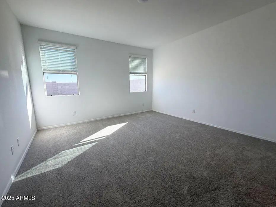 Real Estate Picture 10