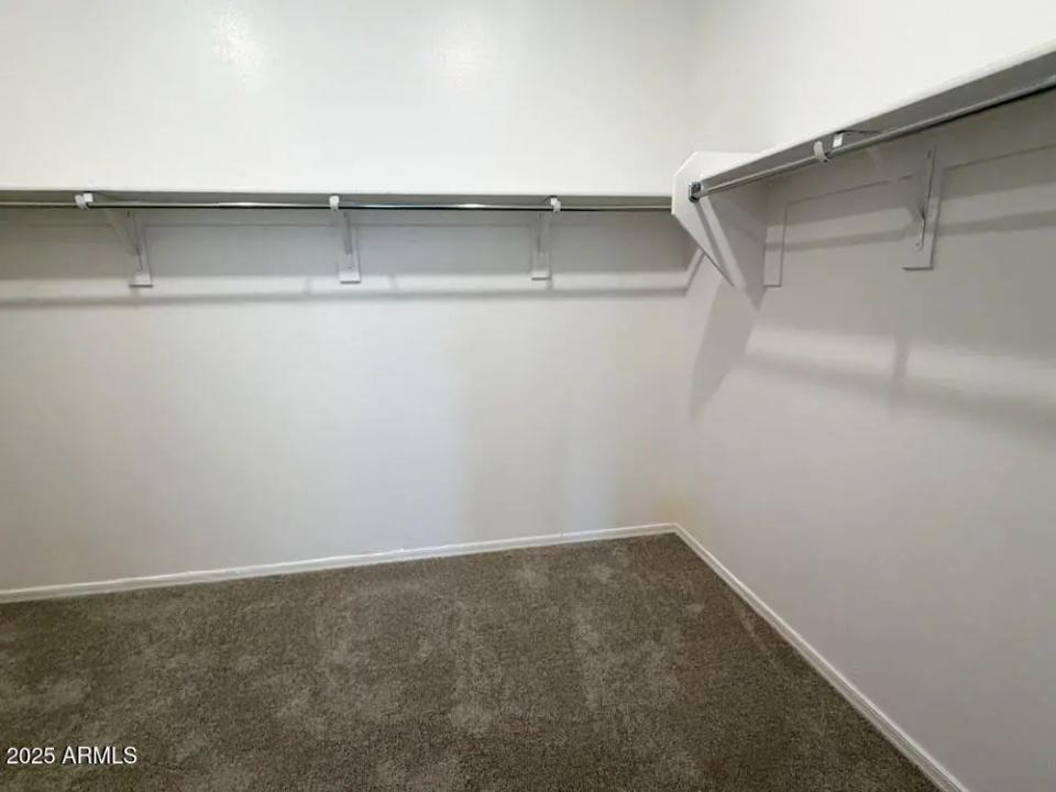 Real Estate Picture 13