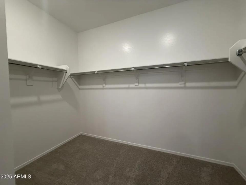 Real Estate Picture 17