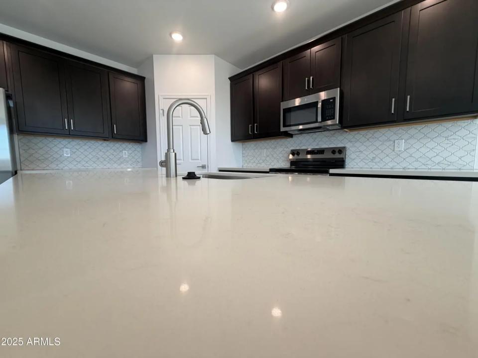 Real Estate Picture 21