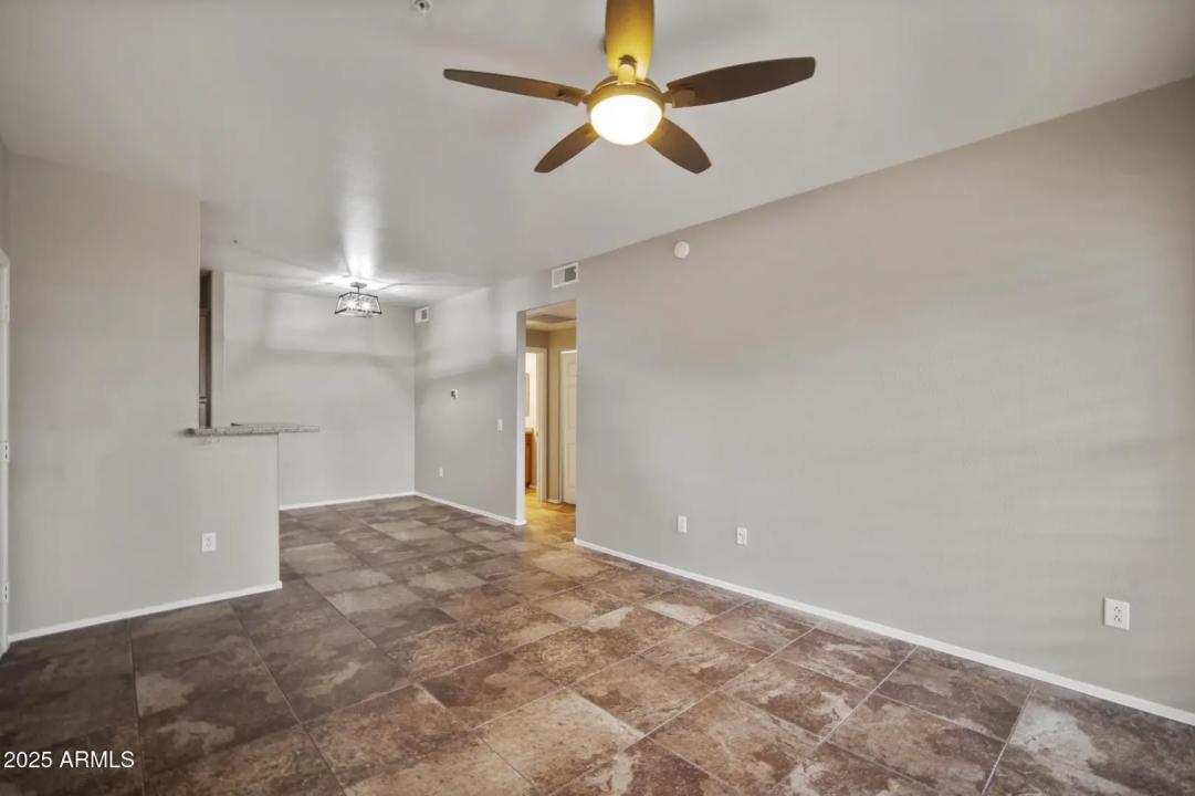 Real Estate Picture 13