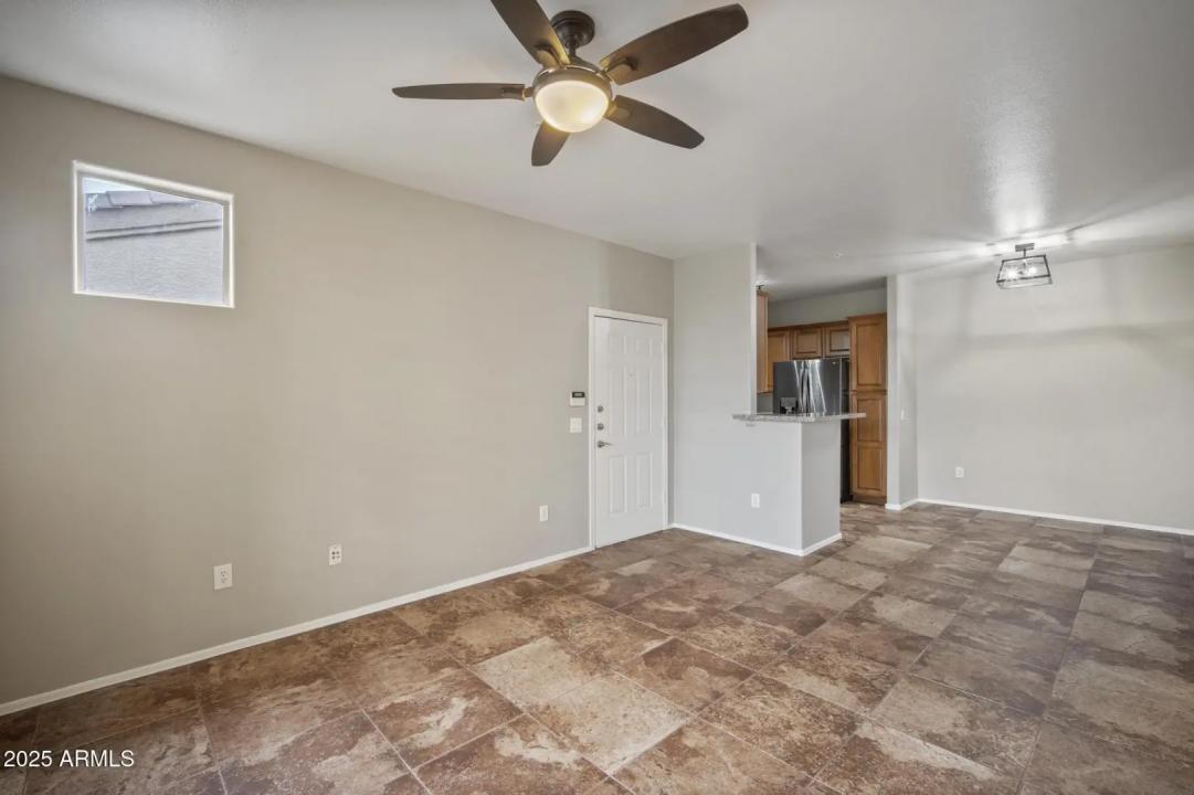 Real Estate Picture 10