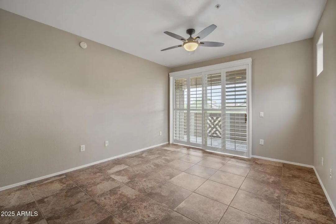Real Estate Picture 5