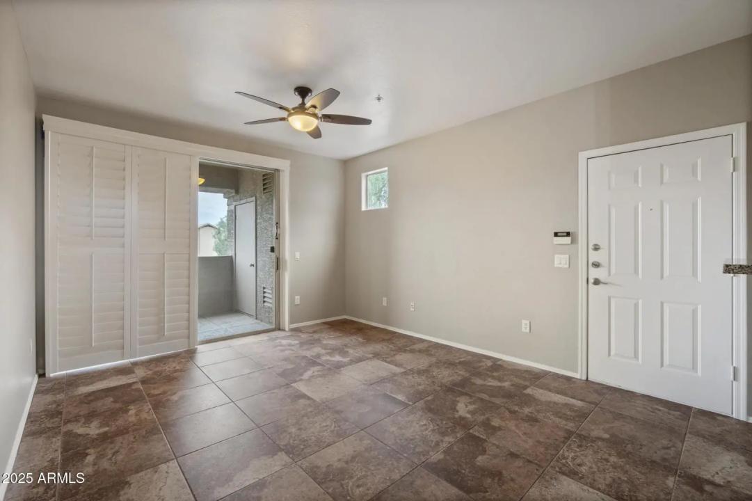 Real Estate Picture 8
