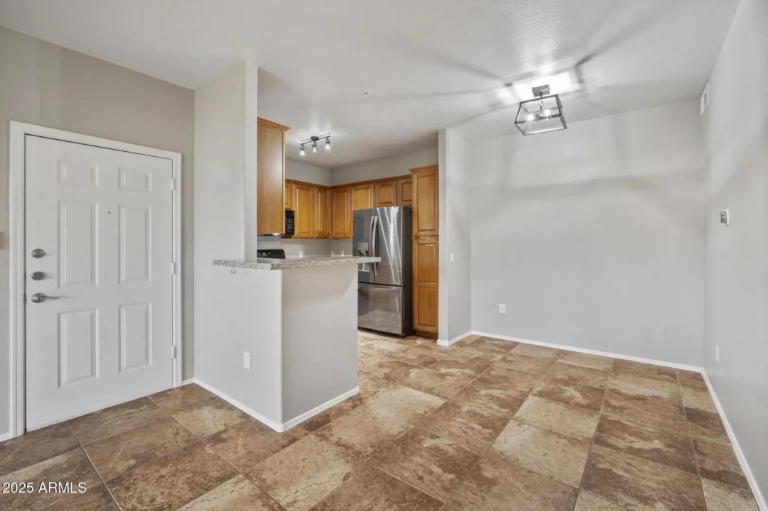 Real Estate Picture 6