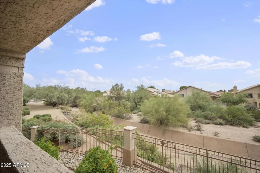 Real Estate Picture 21