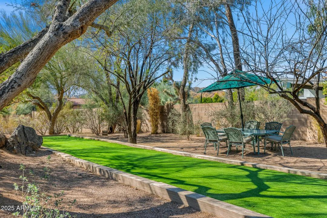 Real Estate Picture 1