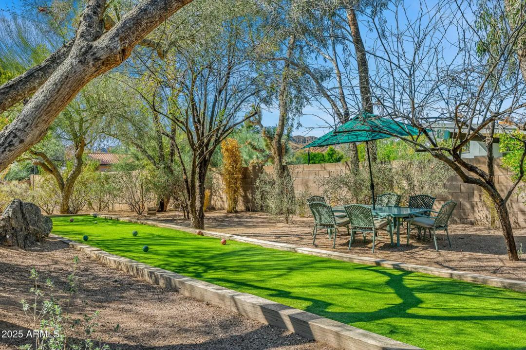 Real Estate Picture 2