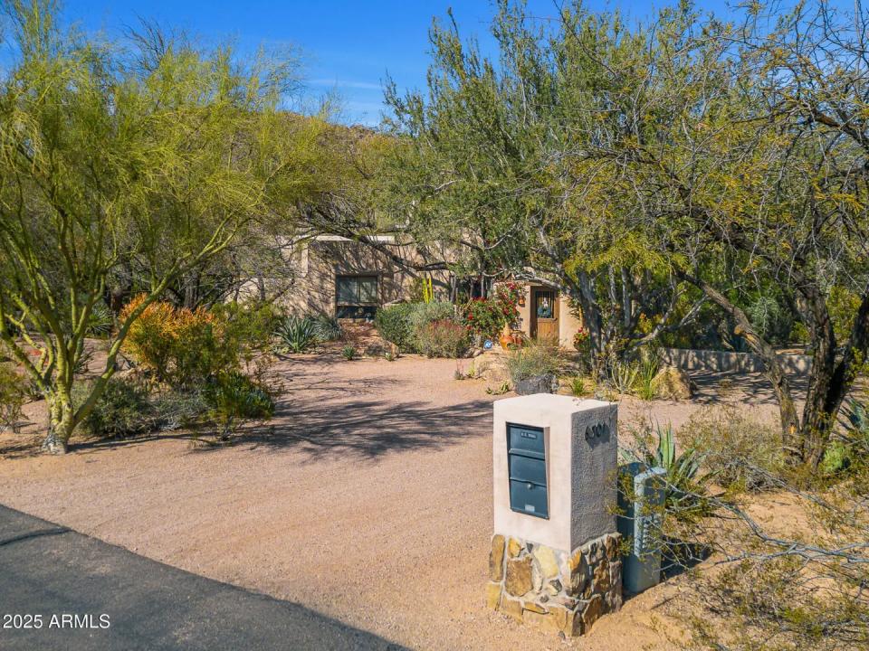 Real Estate Picture 10
