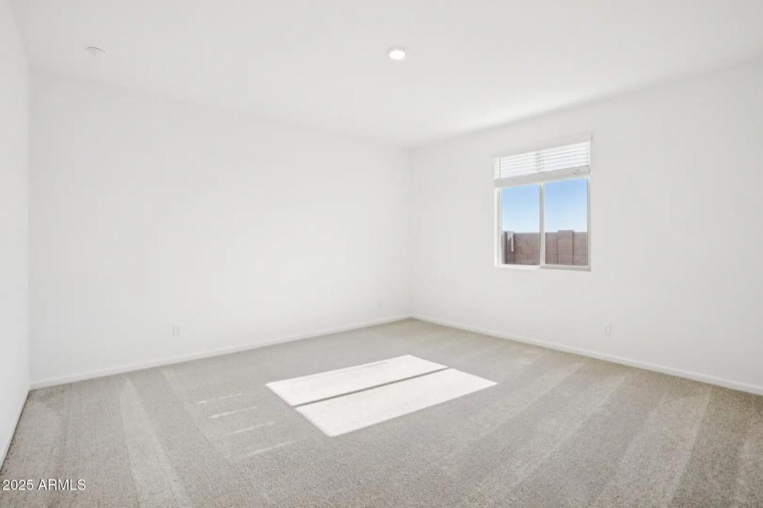 Real Estate Picture 29