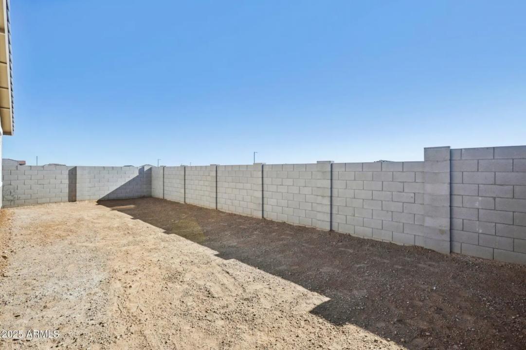 Real Estate Picture 33