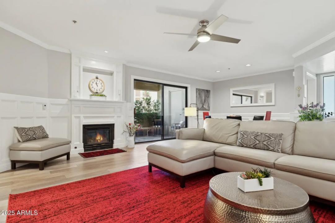 Real Estate Picture 3